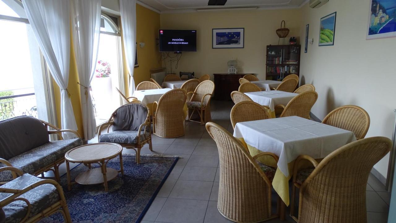 Hotel Merano Brenzone sul Garda Exterior foto