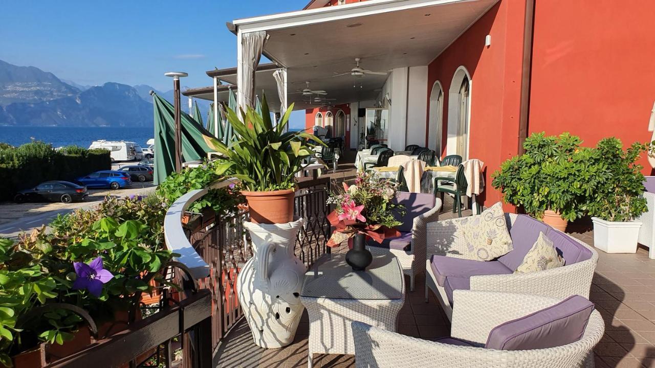 Hotel Merano Brenzone sul Garda Exterior foto