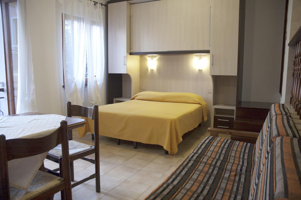Hotel Merano Brenzone sul Garda Exterior foto