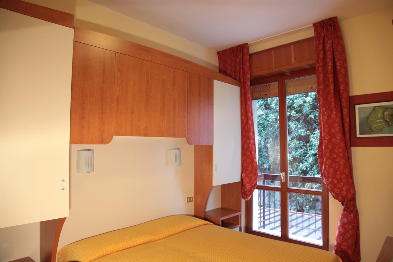 Hotel Merano Brenzone sul Garda Exterior foto